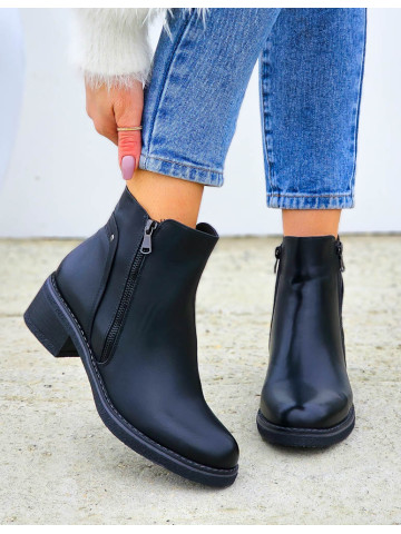 Klasyczne Botki Ze Skóry Na Niskim Obcasie Sell Klasyczne Botki Ze Skóry Na Niskim Obcasie Sell