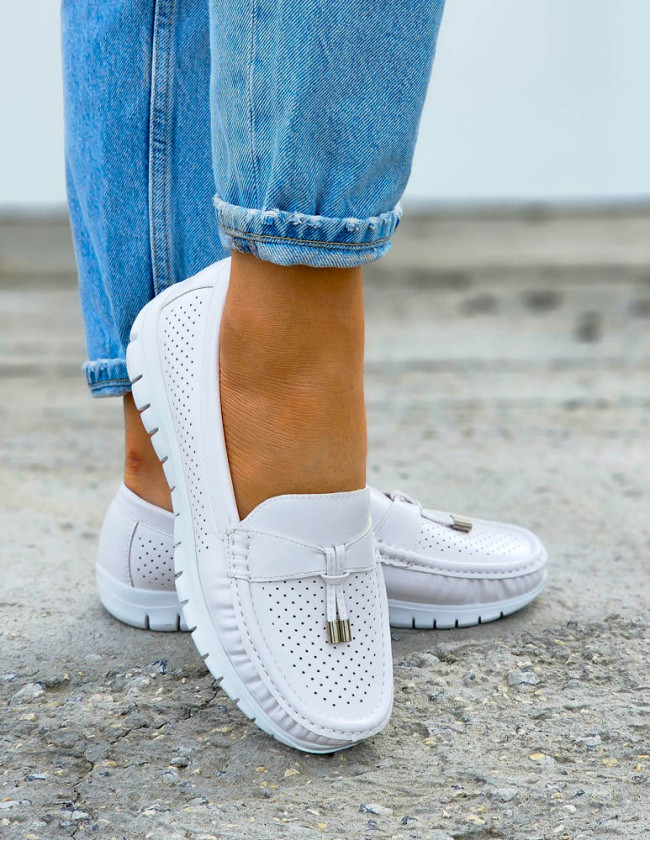 Białe Sportowe Lekkie Mokasyny Półbuty Kelly