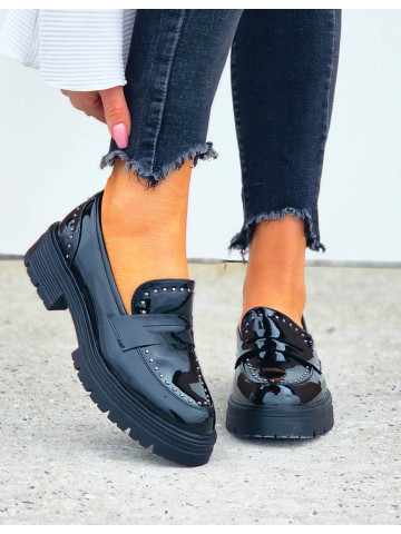 Eleganckie Lakierowane Mokasyny Venceza