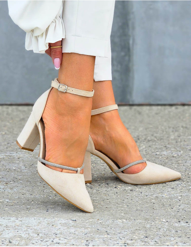 Eleganckie Sandały z Zakrytymi Palcami Diamonds Beżowe