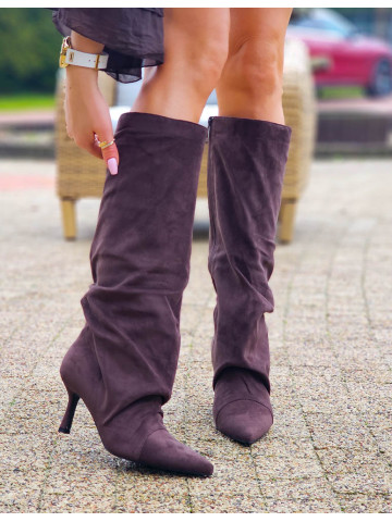 Czekoladowe Kozaki Na Szpilce z Marszczoną Cholewką Jolia