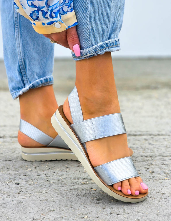 Srebrne Sandały Na Gumki Na Grubej Podeszwie Amber