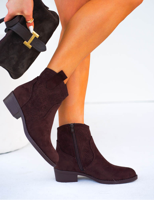 Czekoladowe Ażurowe Zamszowe Botki Szyblety Vanessa