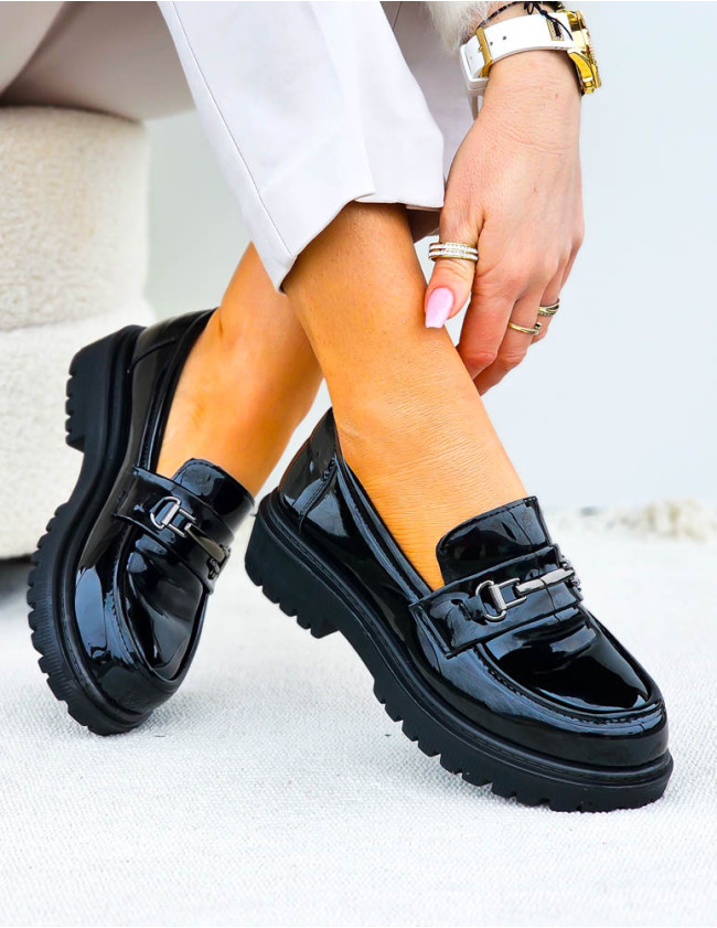 Czarne Lakierowane Mokasyny Na Platformie Shilla