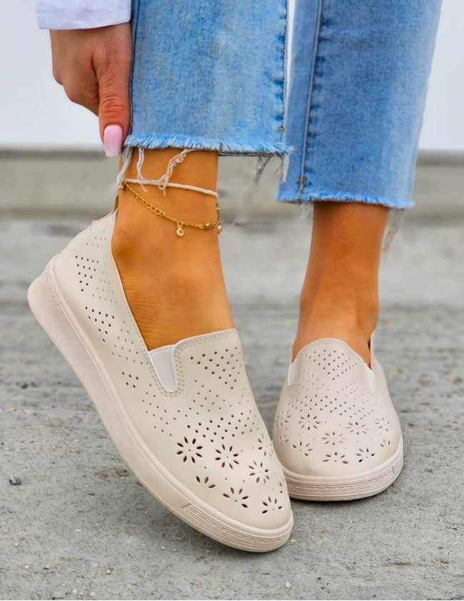 Miękkie Ażurowe Balerinki Ze Skóry z Gumkami Belle Beżowe