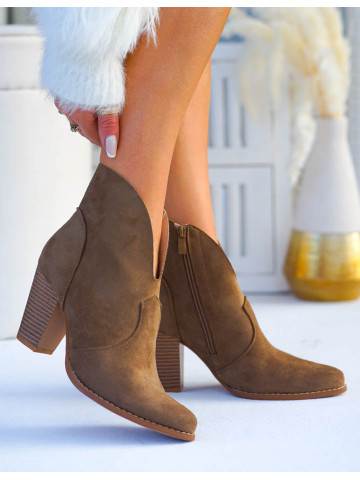 Klasyczne Zamszowe Botki z Wycięciem Na Słupku Brązowe Klasyczne Zamszowe Botki z Wycięciem Na Słupku Brązowe