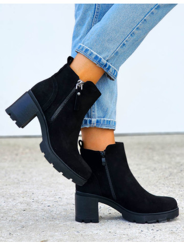 Zamszowe Botki Blogerki Na Słupku Martins Black Zamszowe Botki Blogerki Na Słupku Martins Black