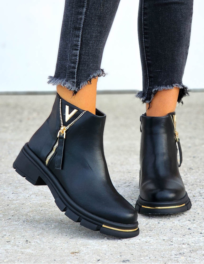 Klasyczne Botki Ze Skóry Na Grubej Podeszwie Vipes