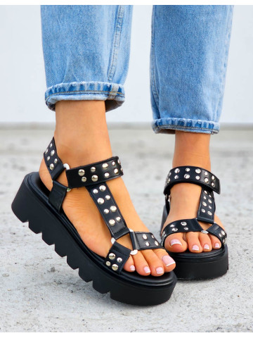 Lekkie Sandały Na Koturnie Madam Black