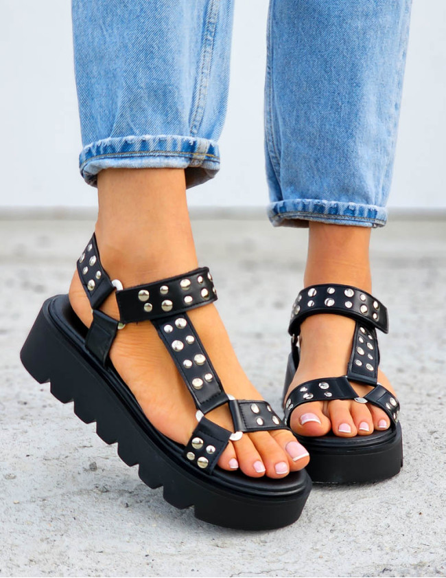 Lekkie Sandały Na Koturnie Madam Black