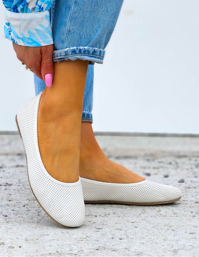 Klasyczne Ażurowe Balerinki Półbuty Soft Białe