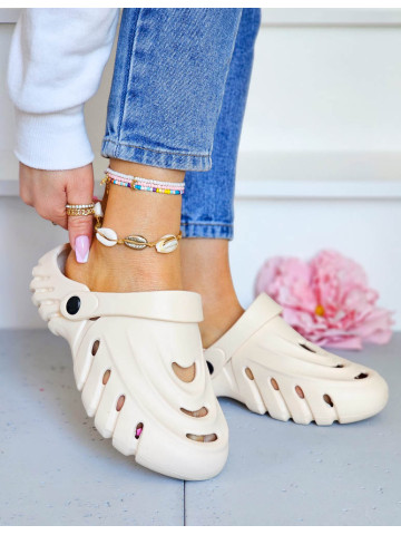 Beżowe Piankowe Klapki Kroksy Zakryte Palce Modern Beżowe Piankowe Klapki Kroksy Zakryte Palce Modern