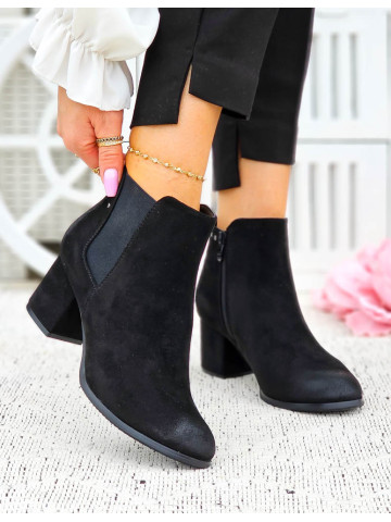 Klasyczne Zamszowe Botki Na Słupku Harmes Klasyczne Zamszowe Botki Na Słupku Harmes