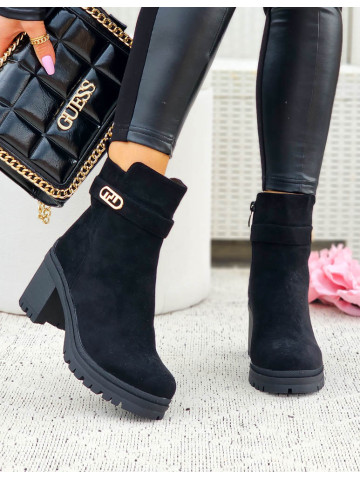 Eleganckie Czarne Botki Blogerki Na Słupku Nergo HB-227 Eleganckie Czarne Botki Blogerki Na Słupku Nergo HB-227