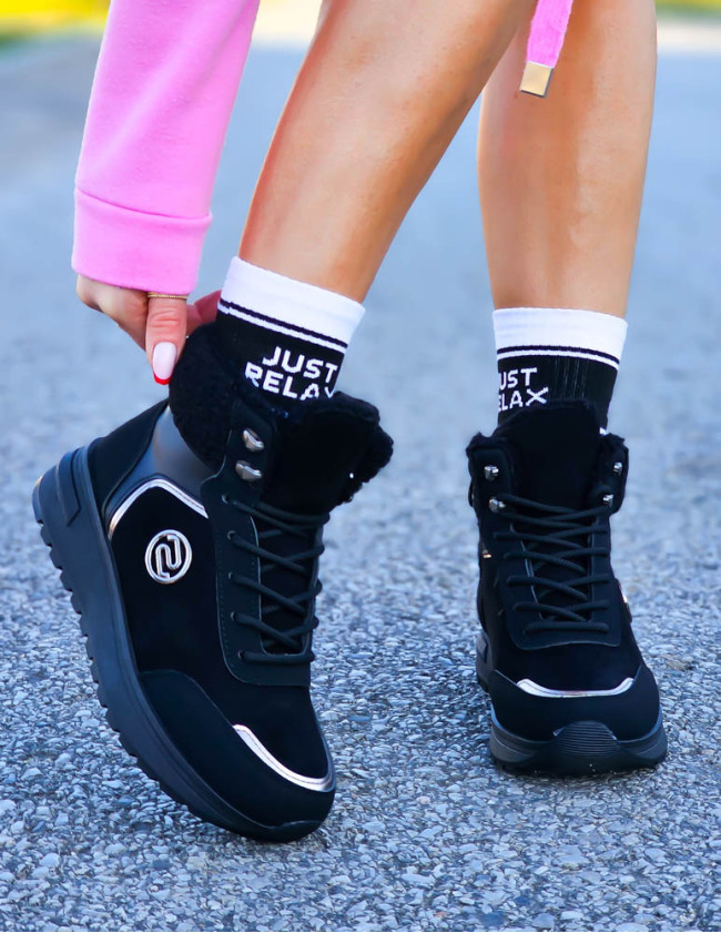 Sportowe Buty Zimowe Trapery Ocieplane Botki Suzzy Czarne