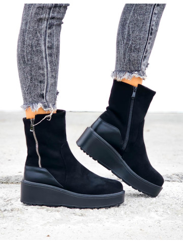 Czarne Zimowe Botki Na Koturnie Ocieplane Nessy Czarne Zimowe Botki Na Koturnie Ocieplane Nessy