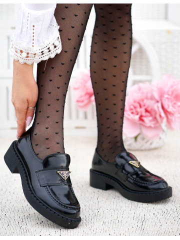 Czarne Lakierowane Mokasyny Gruba Podeszwa Prade